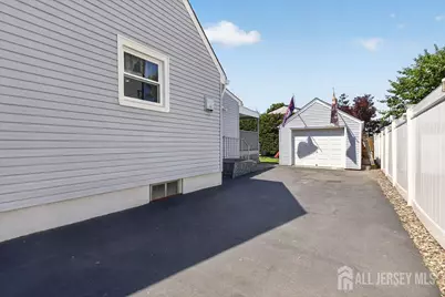 [Address not provided], Fords, NJ 08863 - Photo 11