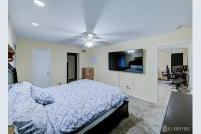 [Address not provided], Edison, NJ 08820 - Photo 15