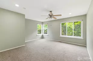 38 Cherrywood Dr, Franklin Township, NJ 08873 - Photo 9