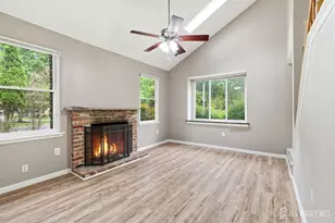 38 Cherrywood Dr, Franklin Township, NJ 08873 - Photo 3