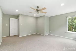 38 Cherrywood Dr, Franklin Township, NJ 08873 - Photo 9
