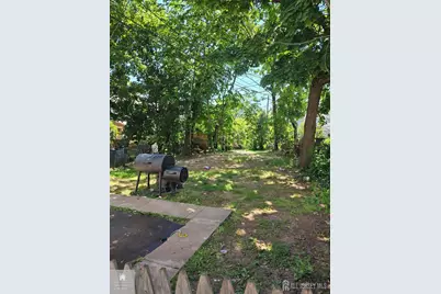 616 Somerset Street, New Brunswick, NJ 08901 - Photo 15