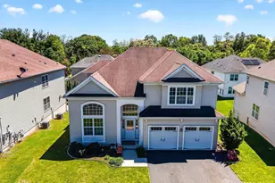 50 NE Dahlia Ct, Piscataway Township, NJ 08854 - Photo 5