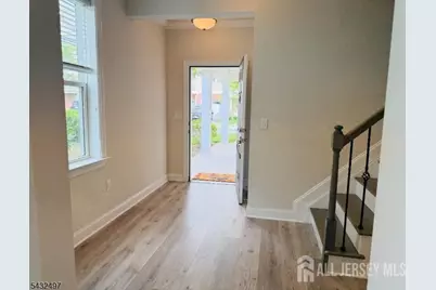 810 Greenland Square, Highland Park, NJ 08904 - Photo 15