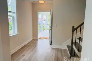 810 Greenland Square, Highland Park, NJ 08904 - Photo 15