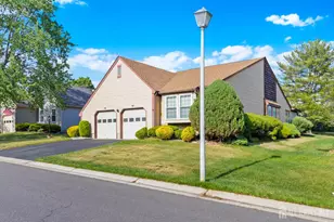 38 Canterbury Dr, Monroe Township, NJ 08831 - Photo 1