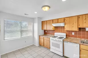 1909 Raspberry Ct, Edison, NJ 08817 - Photo 9