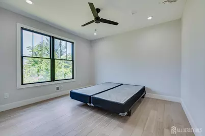 [Address not provided], Metuchen, NJ 08840 - Photo 25