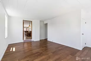 39 Kearney Rd, Sayreville, NJ 08879 - Photo 11