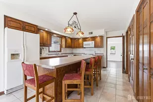 39 Kearney Rd, Sayreville, NJ 08879 - Photo 7