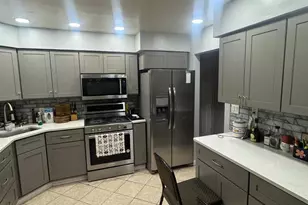 22 Evelyn Ct, Maplewood, NJ 07040 - Photo 3