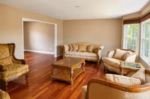 35 Liberty Dr, South Brunswick Township, NJ 08810 - Photo 5