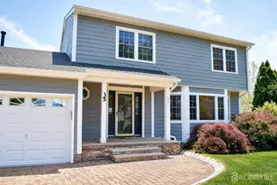 35 Liberty Dr, South Brunswick Township, NJ 08810 - Photo 3