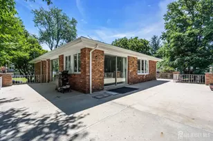 5 Phillip Dr, Edison, NJ 08820 - Photo 37