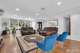 5 Phillip Dr, Edison, NJ 08820 - Photo 7