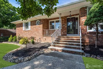 5 Phillip Drive, Edison, NJ 08820 - Photo 3