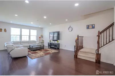 14 Jasmine Drive, Monroe Township, NJ 08831 - Photo 5