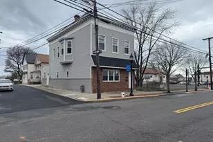 556 Roosevelt Ave, Carteret, NJ 07008 - Photo 1