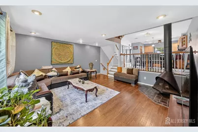 323 Gill Lane #10B, Iselin, NJ 08830 - Photo 7