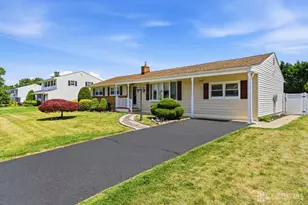 58 Richards Dr, Sayreville, NJ 08859 - Photo 3
