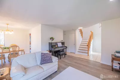 21 Carriage Place, Edison, NJ 08820 - Photo 9