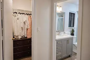 21 Carriage Pl, Edison, NJ 08820 - Photo 29