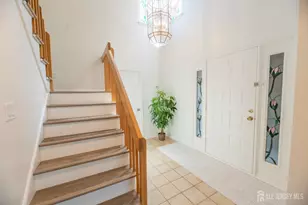 21 Carriage Pl, Edison, NJ 08820 - Photo 5