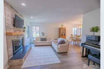 21 Carriage Place, Edison, NJ 08820 - Photo 7