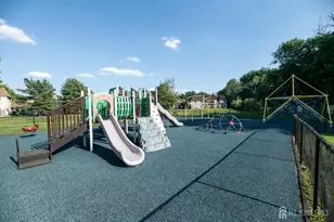 21 Carriage Pl, Edison, NJ 08820 - Photo 41