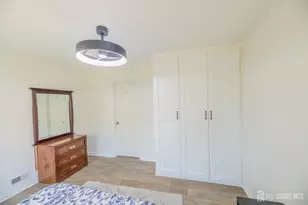 21 Carriage Pl, Edison, NJ 08820 - Photo 17