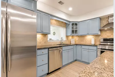 262 Willowbrook Drive, North Brunswick Township, NJ 08902 - Photo 9