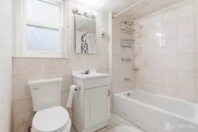 160 Stratton Street, Piscataway Township, NJ 08854 - Photo 11