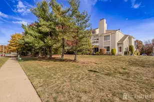 26 Farnham Square, Sayreville, NJ 08859 - Photo 39