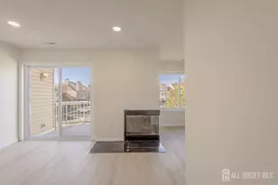 26 Farnham Square, Sayreville, NJ 08859 - Photo 11