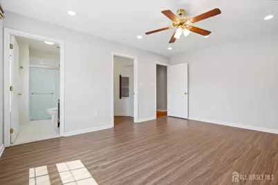 8 Ashley Court, Franklin Township, NJ 08873 - Photo 21