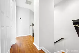 8 Ashley Ct, Franklin Township, NJ 08873 - Photo 17