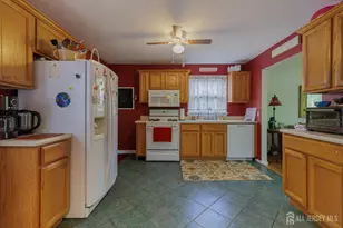 237 4th St, Dunellen, NJ 08812 - Photo 9