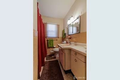 829 Harrell Avenue, Woodbridge Township, NJ 07095 - Photo 7
