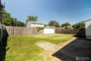 829 Harrell Ave, Woodbridge Township, NJ 07095 - Photo 21