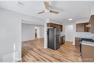 812 Green Hollow Drive, Iselin, NJ 08830 - Photo 9