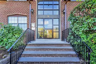 812 Green Hollow Dr, Iselin, NJ 08830 - Photo 1