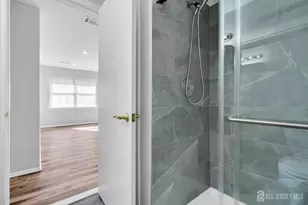 812 Green Hollow Dr, Iselin, NJ 08830 - Photo 21