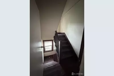 181 Redmond Street, New Brunswick, NJ 08901 - Photo 11