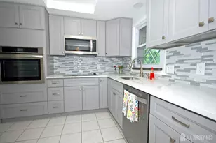 276 Milford Ln, Monroe Township, NJ 08831 - Photo 13