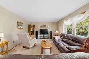 18 Nathaniel St, Monroe Township, NJ 08831 - Photo 21