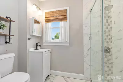 613 Maplewood Avenue, Roselle Park, NJ 07204 - Photo 17