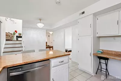 12 Mackenzie Lane, Plainsboro Township, NJ 08540 - Photo 13