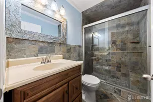 10 Alexander Hamilton Ct, Monroe Township, NJ 08831 - Photo 19