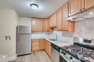 434 College Dr, Edison, NJ 08817 - Photo 7