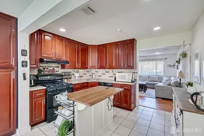 15 Markham Road, Edison, NJ 08817 - Photo 11